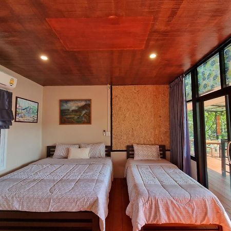 Baanhatsompaen Homestay Ранонг Екстериор снимка