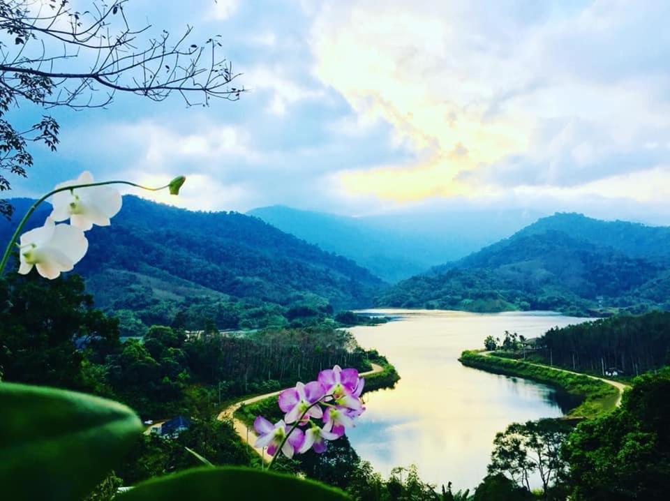 Baanhatsompaen Homestay Ранонг Екстериор снимка