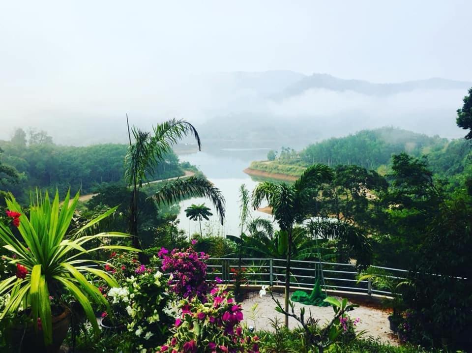 Baanhatsompaen Homestay Ранонг Екстериор снимка