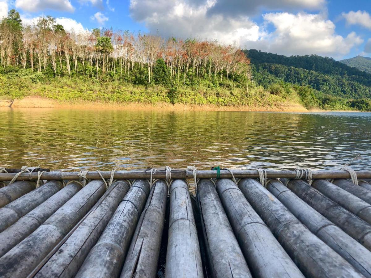 Baanhatsompaen Homestay Ранонг Екстериор снимка