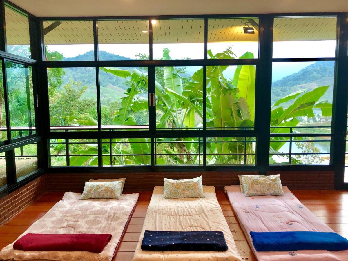 Baanhatsompaen Homestay Ранонг Екстериор снимка