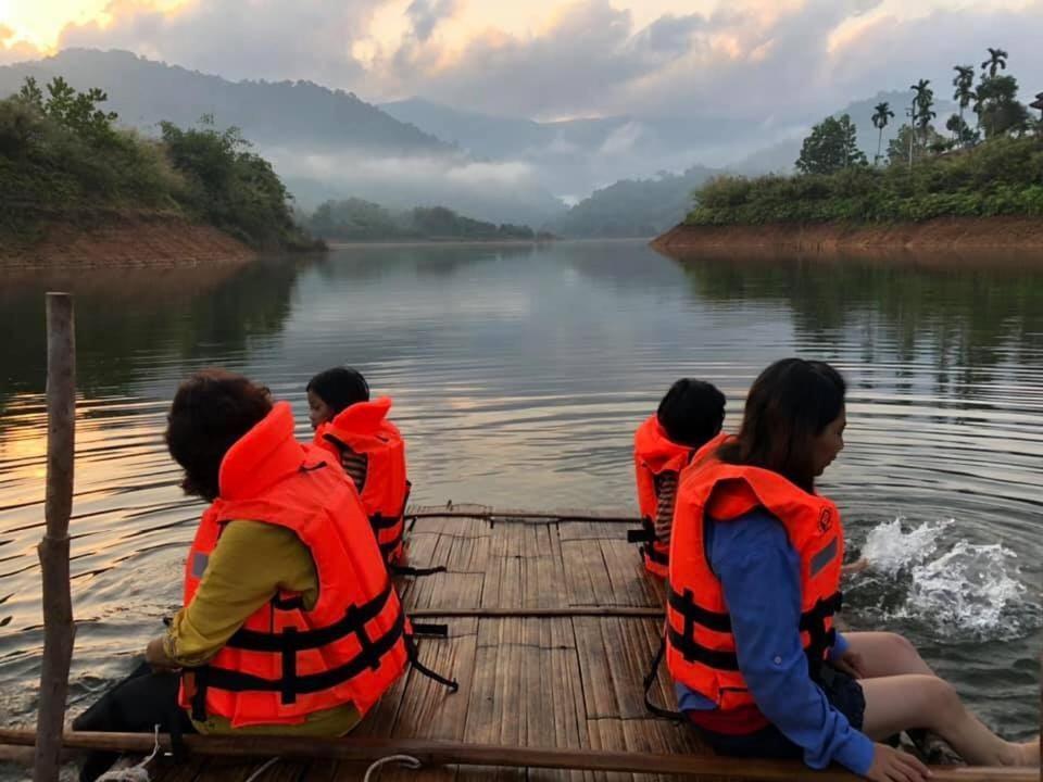 Baanhatsompaen Homestay Ранонг Екстериор снимка