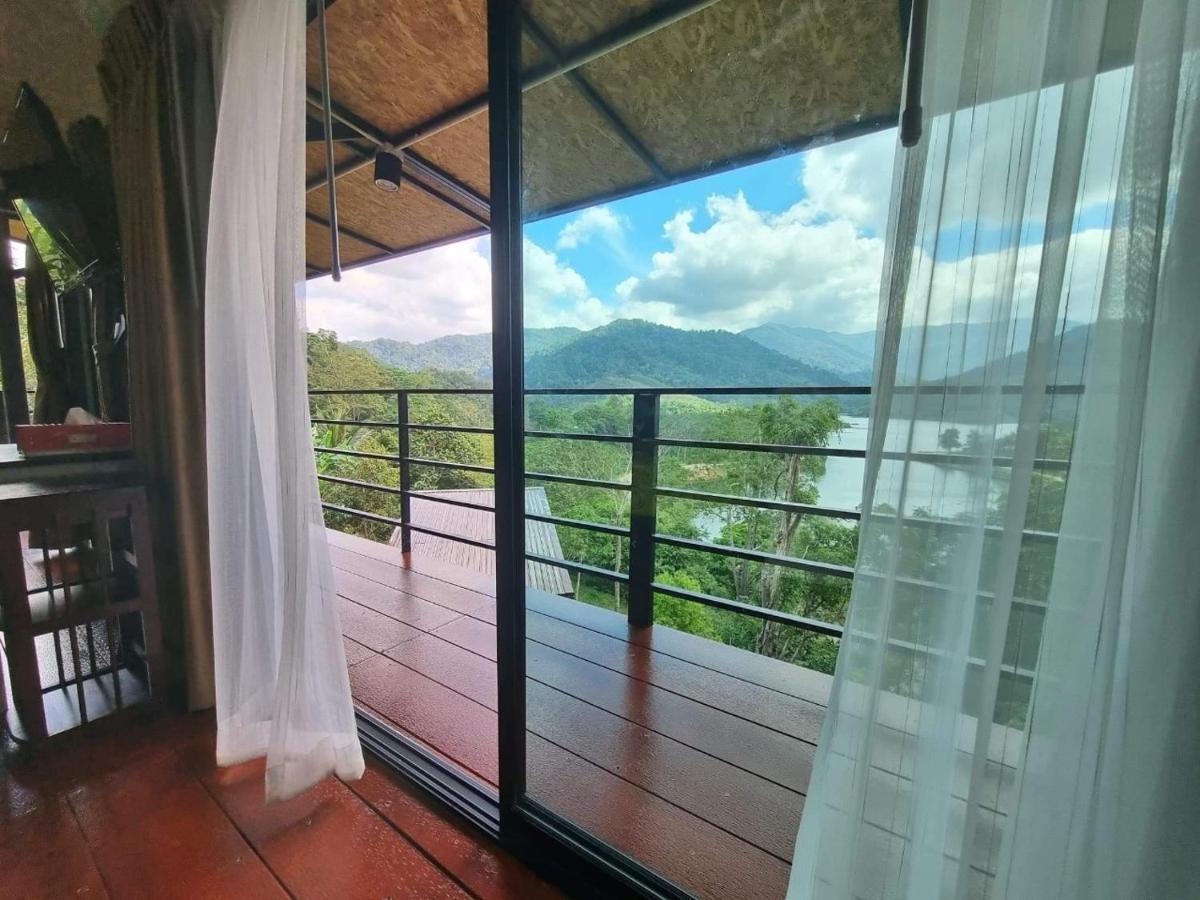 Baanhatsompaen Homestay Ранонг Екстериор снимка