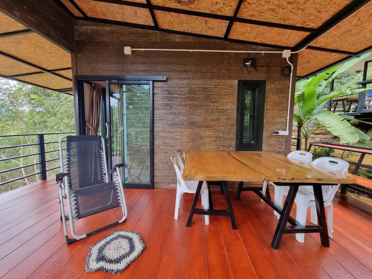 Baanhatsompaen Homestay Ранонг Екстериор снимка