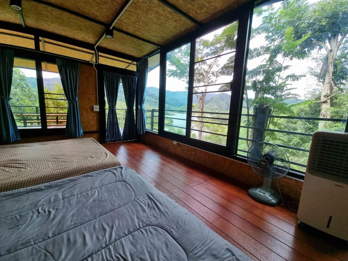 Baanhatsompaen Homestay Ранонг Екстериор снимка