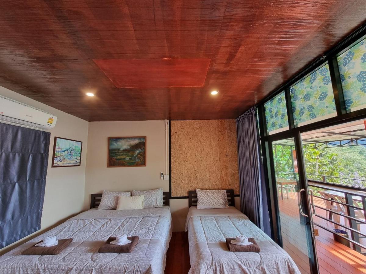 Baanhatsompaen Homestay Ранонг Екстериор снимка